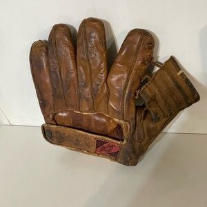 Vintage Rawlings Baseball Glove